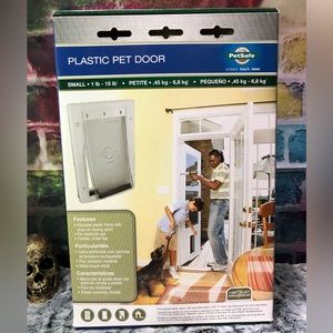 New PetSafe Small Pet Door